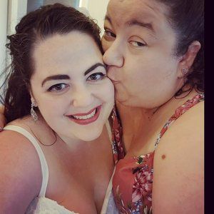 Meet your Posher, Elle